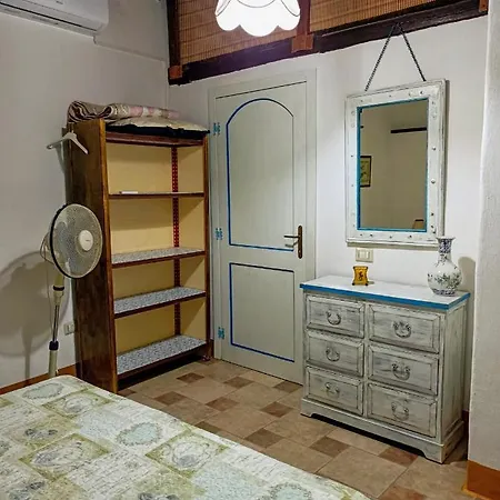 Casa Zola. Holiday home *