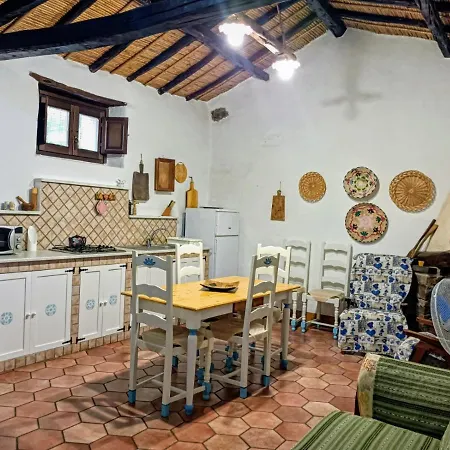 Casa Zola. Holiday home *